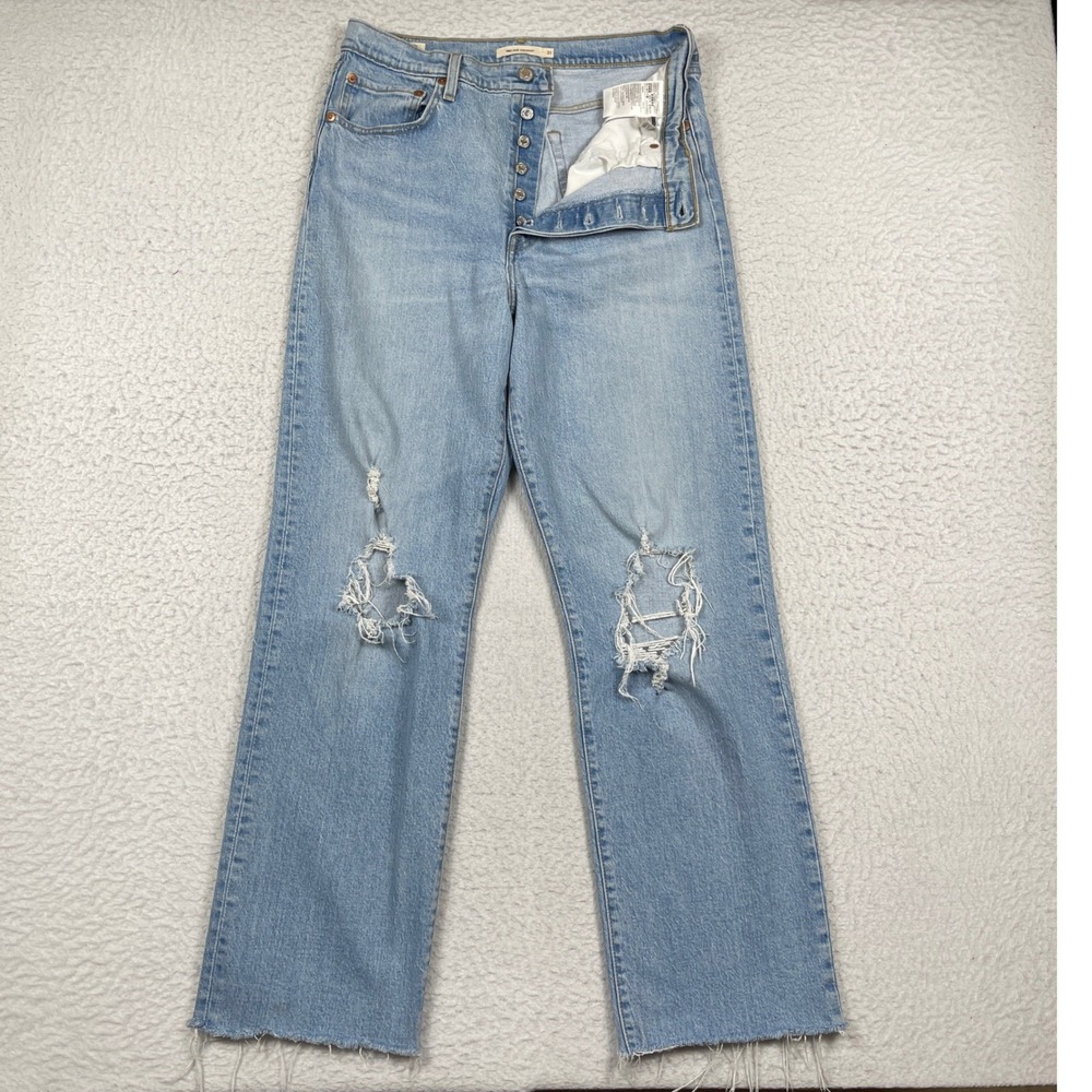 Levis Jeans Womens 31 Light Wash Ribcage Straight Distressed Raw Hem Streetwear